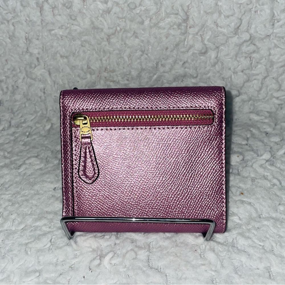 New Coach Metallic Quilted leather Colorblock Camera Bag and Wallet Set in Pink - Picture 14 of 17